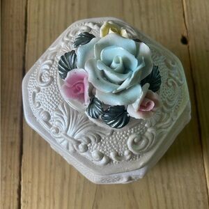 Vintage Blue Rose Ceramic Jewelry Powder Pamper Box Jar.....